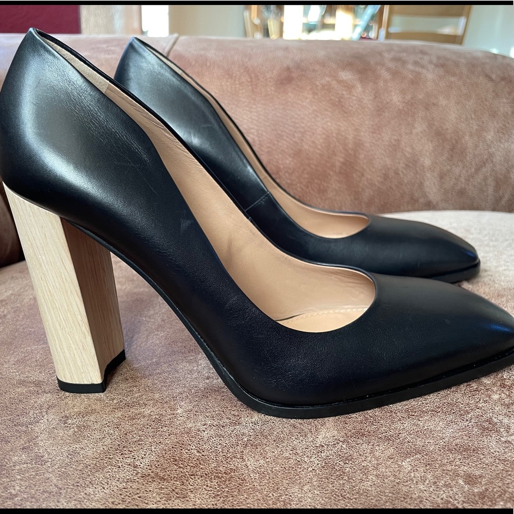 Calvin Klein Collection Black Leather Pumps